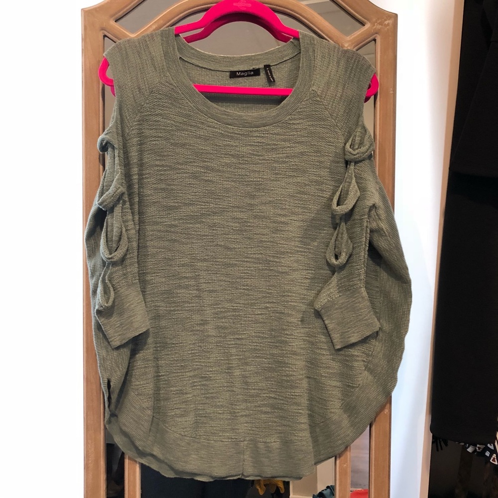 Slit Sleeve Top